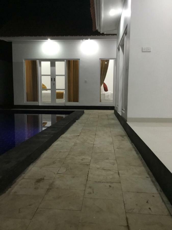 Queen Guest House Tulamben Экстерьер фото