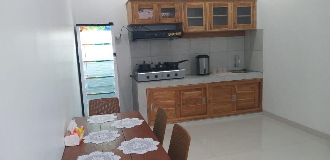 Queen Guest House Tulamben Экстерьер фото